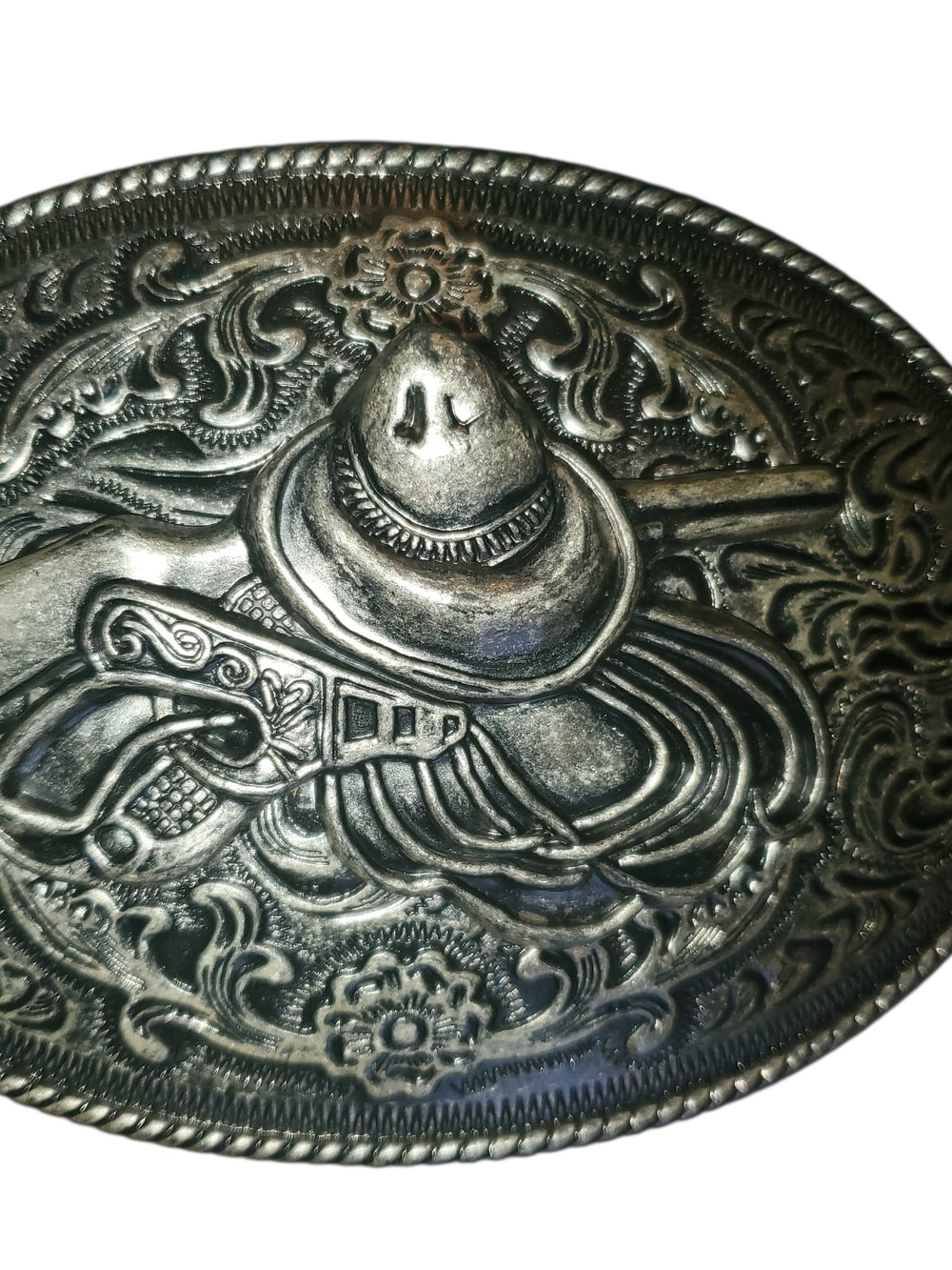 Men's Western Oval Leather Belt Buckle in Antiqued Silver